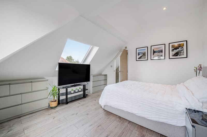 Bedroom- click for photo gallery